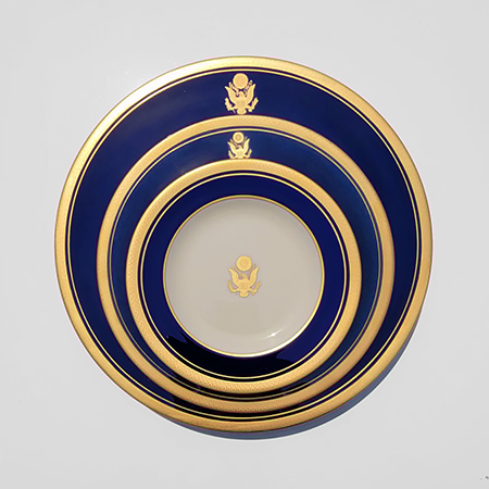 Great Seal Tableware 3 Piece Set